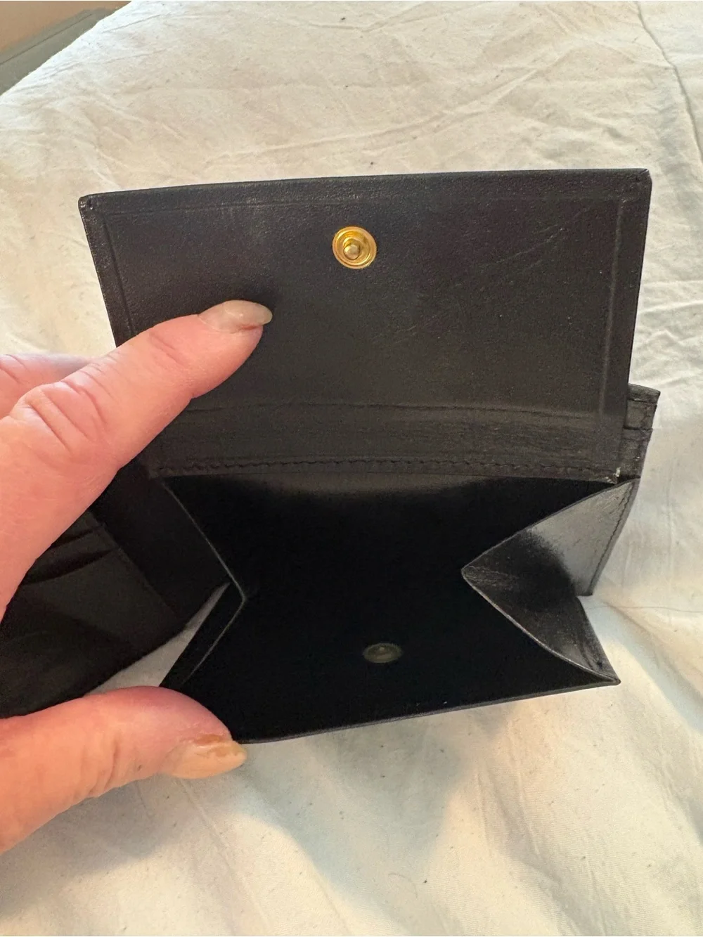 MCM Black Bifold Men's Wallet Logo Pattern Credit Card Folding Theme Logo